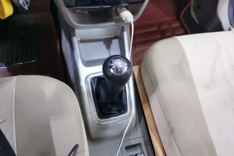 Used CHANGAN Alsvin V3 2015 1.4L Manual Meiruan Model China V Standard Gear Lever