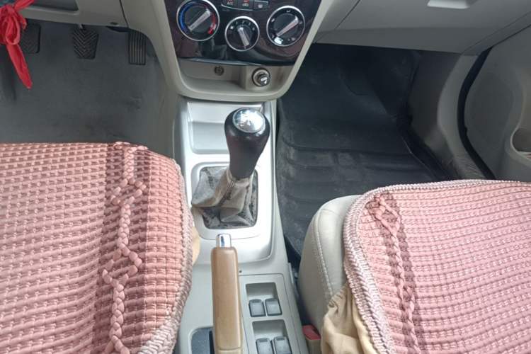Used CHANGAN Alsvin V3 2015 1.4L Manual Meiruan Model China V Standard Gear Lever