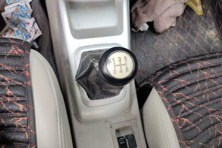 Used CHANGAN Alsvin V3 2015 1.4L Manual Meiruan Model China V Standard Gear Lever