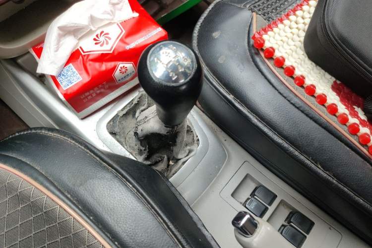 Used CHANGAN Alsvin V3 2015 1.4L Manual Meiruan Model China V Standard Gear Lever