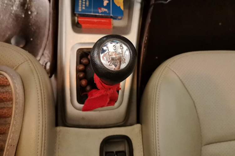 Used CHANGAN Alsvin V3 2015 1.4L Manual Meiman Model China IV Standard Gear Lever