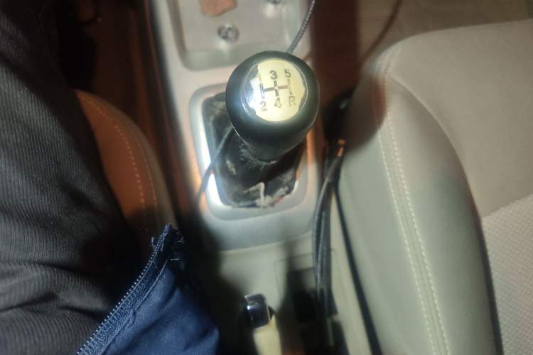 Used CHANGAN Alsvin V3 2015 1.4L Manual Meiruan Model China V Standard Gear Lever