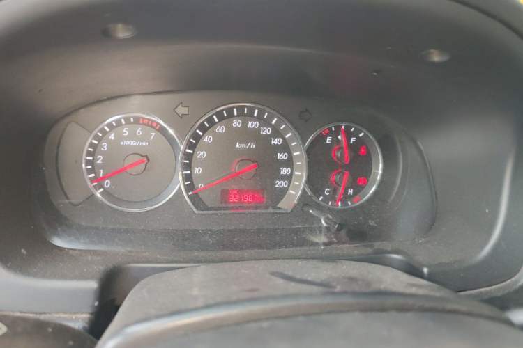 Used CHANGAN Alsvin V3 2015 1.4L Manual Warm-Hearted Model China V Standard Instrument Cluster
