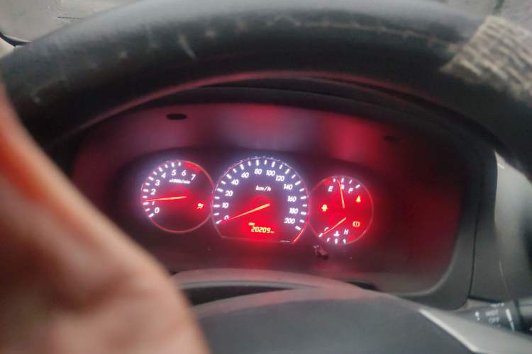 Used CHANGAN Alsvin V3 2015 1.4L Manual Warm-Hearted Model China V Standard Instrument Cluster