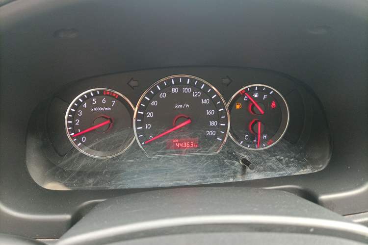 Used CHANGAN Alsvin V3 2015 1.4L Manual Warm-Hearted Model China V Standard Instrument Cluster