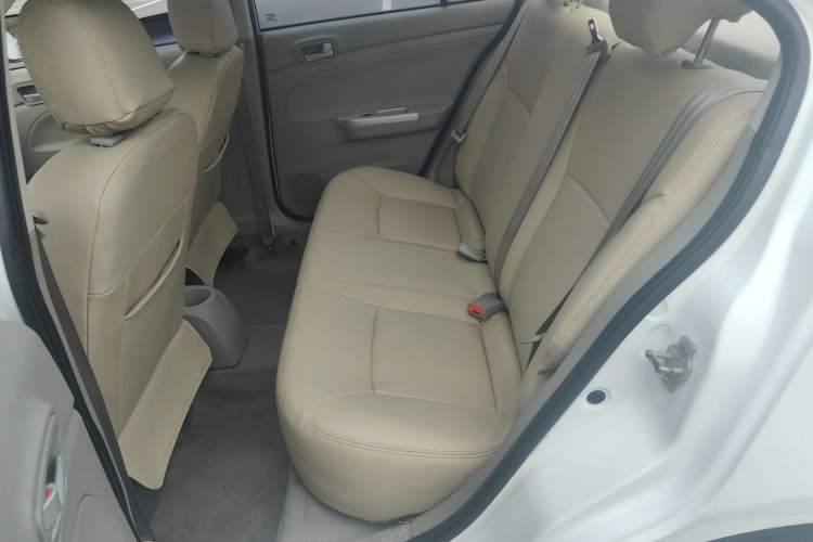 Used CHANGAN Alsvin V3 2015 1.4L Manual Meiman Model China IV Standard Interior 1