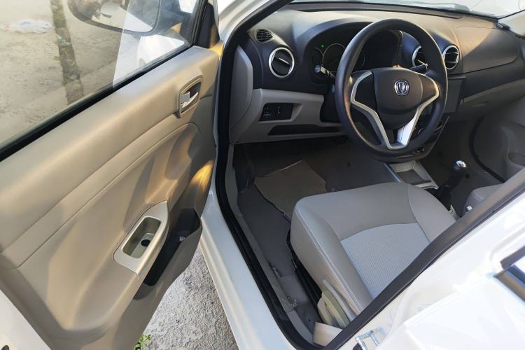 Used CHANGAN Alsvin V3 2015 1.4L Manual Meiruan Model China V Standard Interior 2