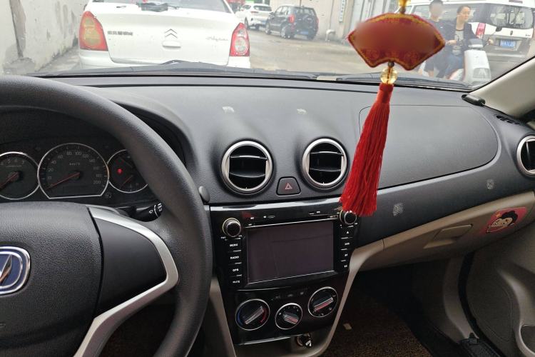 Used CHANGAN Alsvin V3 2015 1.4L Manual Meiruan Model China V Standard Interior 3