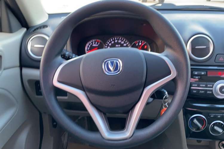 Used CHANGAN Alsvin V3 2015 1.4L Manual Meiruan Model China V Standard Interior 5