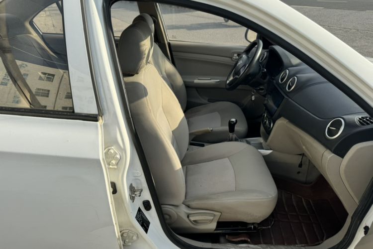 Used CHANGAN Alsvin V3 2015 1.4L Manual Meiman Model China IV Standard Interior 7