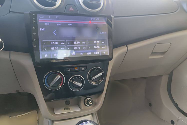 Used CHANGAN Alsvin V3 2015 1.4L Manual Meiruan Model China V Standard Interior 8