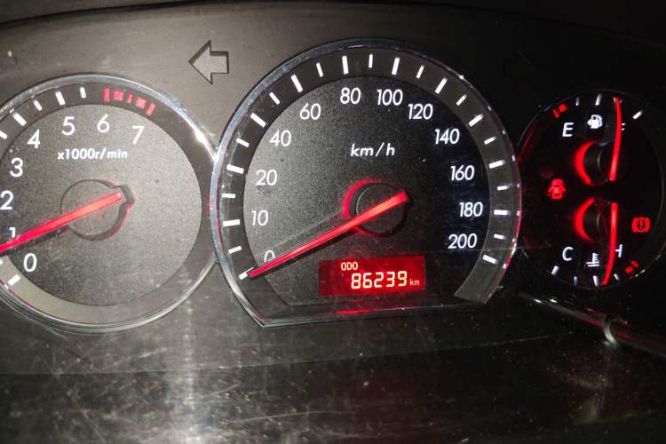 Used CHANGAN Alsvin V3 2015 1.4L Manual Meiruan Model China V Standard Odometer Close Up