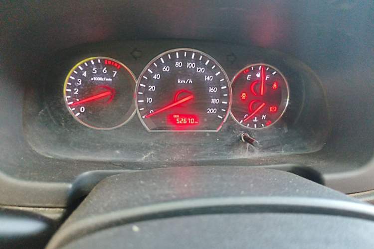 Used CHANGAN Alsvin V3 2015 1.4L Manual Meiman Model China IV Standard Odometer Close Up