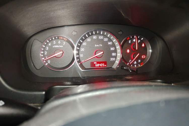Used CHANGAN Alsvin V3 2015 1.4L Manual Meiman Model China IV Standard Odometer Close Up