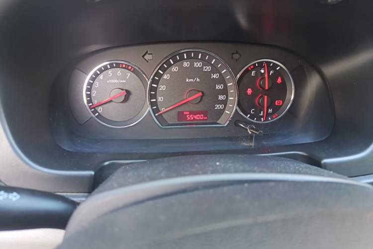 Used CHANGAN Alsvin V3 2015 1.4L Manual Meiruan Model China V Standard Odometer Close Up