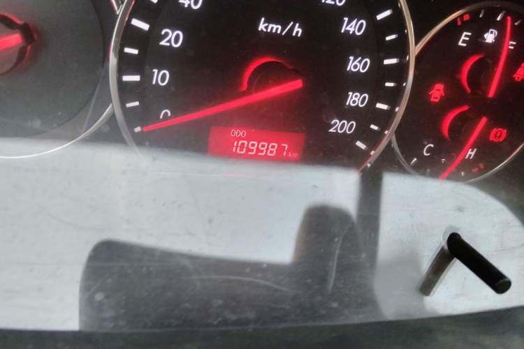 Used CHANGAN Alsvin V3 2015 1.4L Manual Meiruan Model China V Standard Odometer Close Up