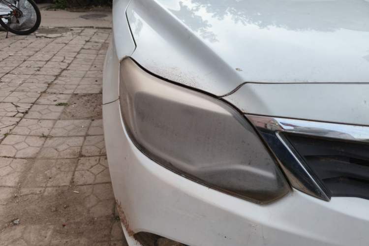 Used CHANGAN Alsvin V3 2015 1.4L Manual Warm-Hearted Model China V Standard Right Front Headlight