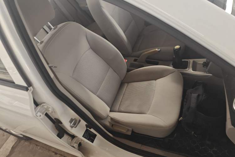 Used CHANGAN Alsvin V3 2015 1.4L Manual Meiruan Model China V Standard Right Front Seat