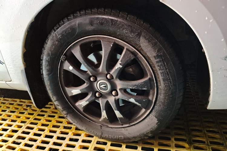 Used CHANGAN Alsvin V3 2015 1.4L Manual Meiruan Model China V Standard Right Front Wheel Hub