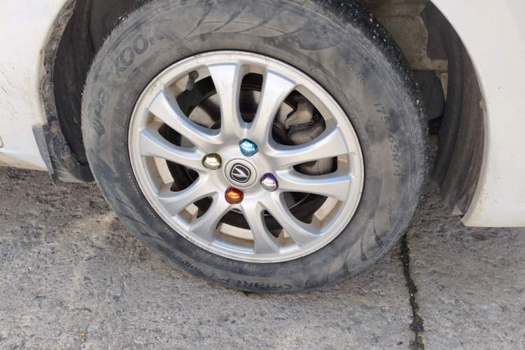 Used CHANGAN Alsvin V3 2015 1.4L Manual Meiruan Model China V Standard Right Front Wheel Hub