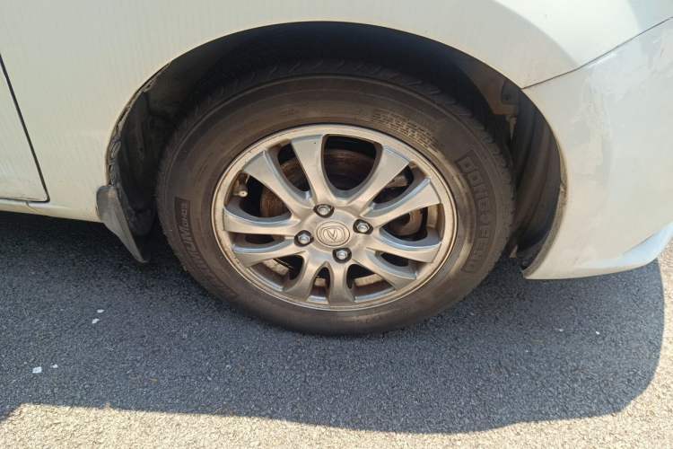 Used CHANGAN Alsvin V3 2015 1.4L Manual Warm-Hearted Model China V Standard Right Front Wheel Hub
