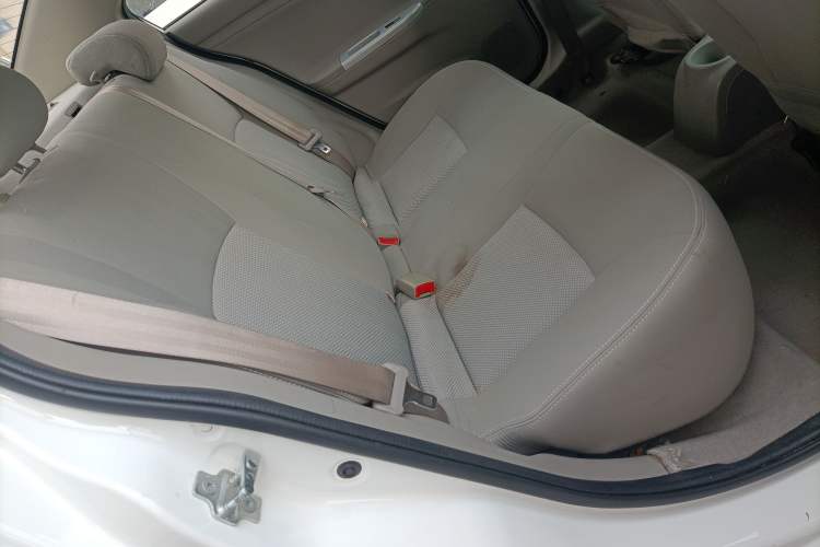 Used CHANGAN Alsvin V3 2015 1.4L Manual Warm-Hearted Model China V Standard Right Rear Seat