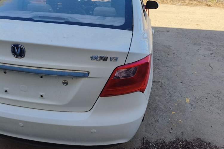Used CHANGAN Alsvin V3 2015 1.4L Manual Warm-Hearted Model China V Standard Right Rear Taillight
