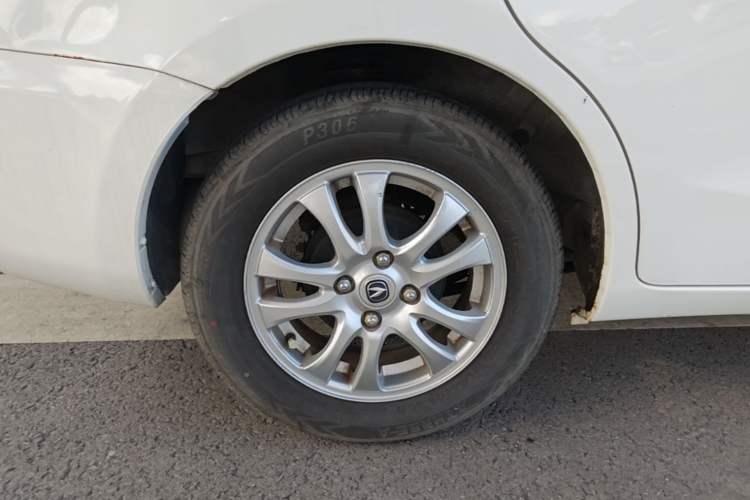 Used CHANGAN Alsvin V3 2015 1.4L Manual Warm-Hearted Model China V Standard Right Rear Wheel Hub
