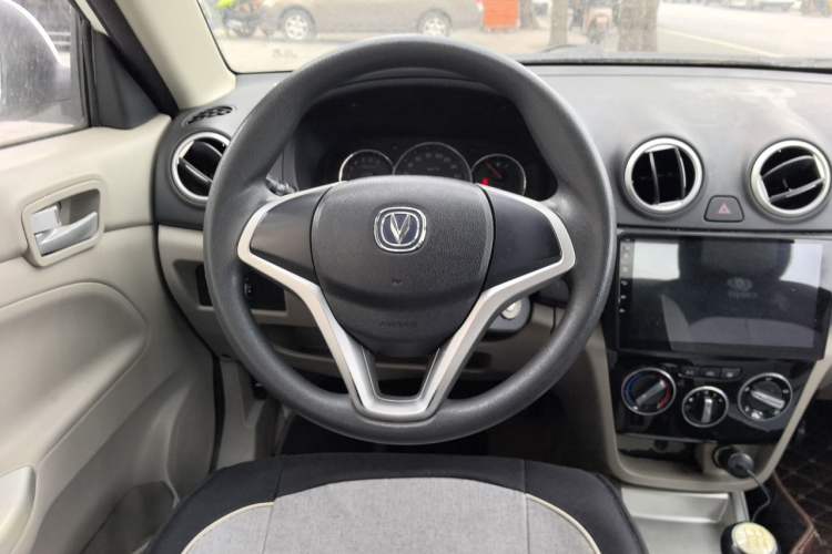 Used CHANGAN Alsvin V3 2015 1.4L Manual Warm-Hearted Model China IV Standard Steering Wheel