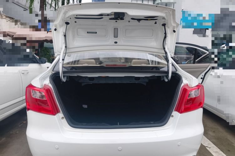 Used CHANGAN Alsvin V3 2015 1.4L Manual Warm-Hearted Model China V Standard Trunk