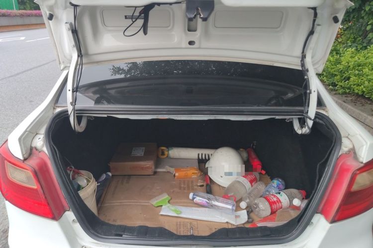 Used CHANGAN Alsvin V3 2015 1.4L Manual Warm-Hearted Model China V Standard Trunk