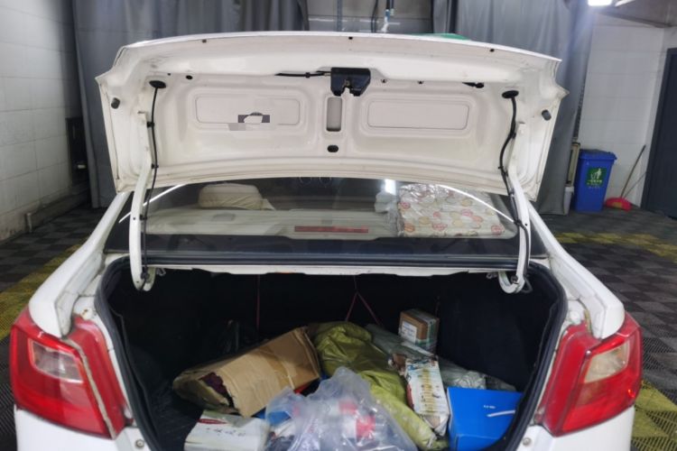 Used CHANGAN Alsvin V3 2015 1.4L Manual Meiruan Model China V Standard Trunk