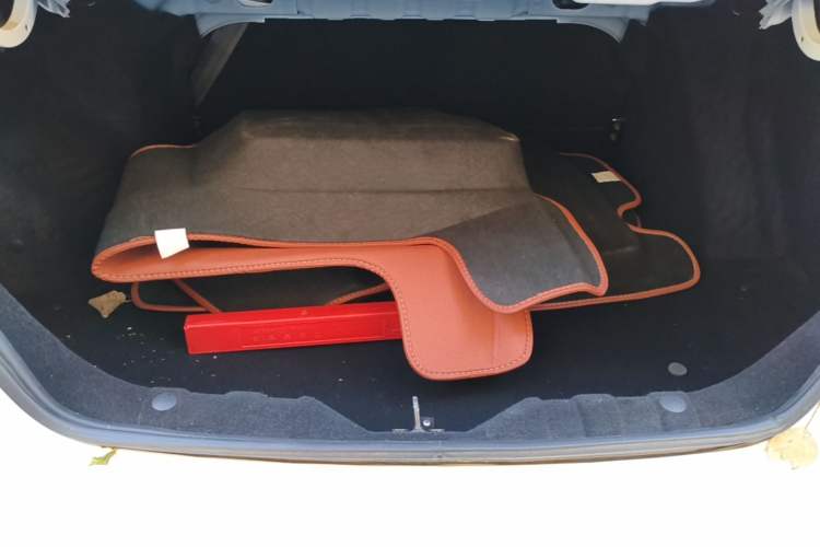 Used CHANGAN Alsvin V3 2015 1.4L Manual Warm-Hearted Model China V Standard Trunk