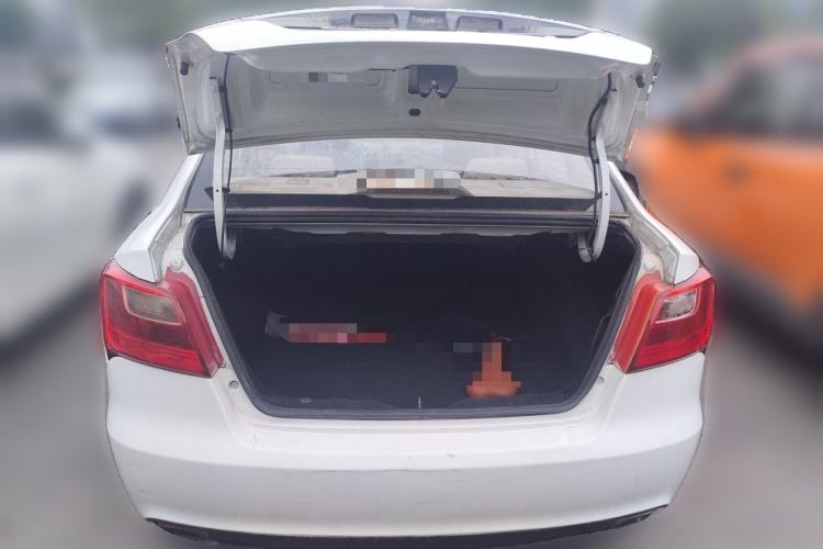Used CHANGAN Alsvin V3 2015 1.4L Manual Meiruan Model China V Standard Trunk