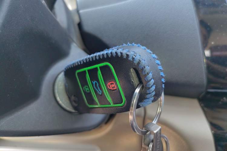 Used CHANGAN Alsvin V3 2015 1.4L Manual Meiman Model China IV Standard Vehicle Key