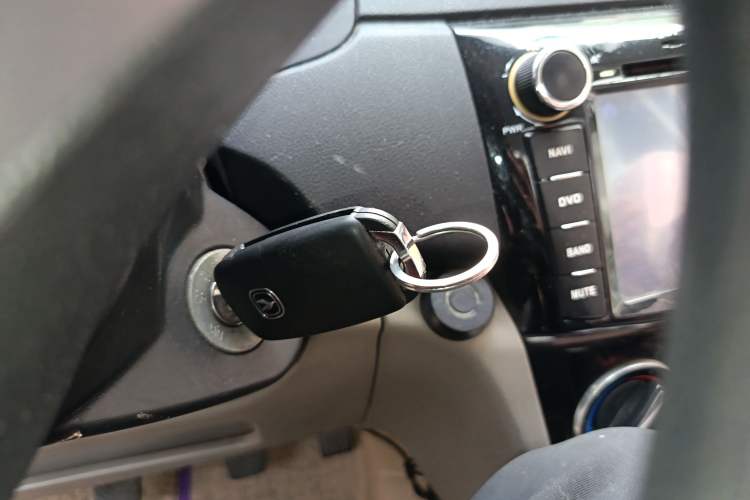 Used CHANGAN Alsvin V3 2015 1.4L Manual Meiman Model China IV Standard Vehicle Key
