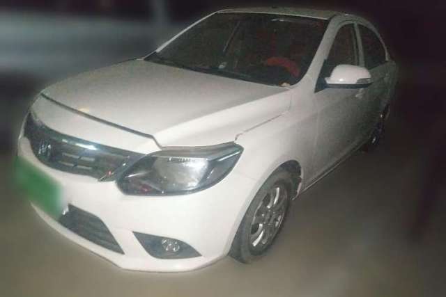 Used CHANGAN Alsvin V3 2015 1.4L Manual Warm-Hearted Model China V Standard