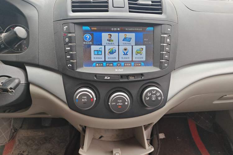 Used CHANGAN Alsvin V5 2012 1.5L Manual Dream Edition Audio And AC Panel