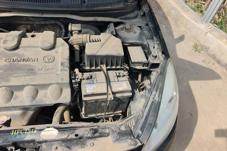 Used CHANGAN Alsvin V5 2012 1.5L Manual Dream Edition Engine Bay Left