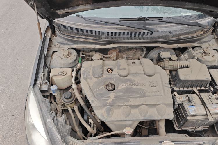 Used CHANGAN Alsvin V5 2012 1.5L Manual Dream Edition Engine Bay Right