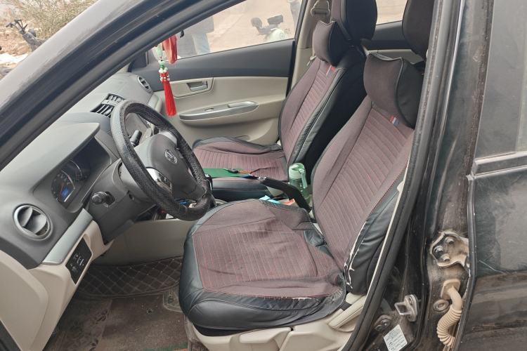 Used CHANGAN Alsvin V5 2012 1.5L Manual Dream Edition Left Front Seat