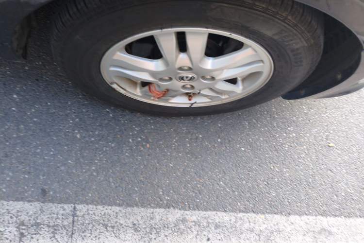 Used CHANGAN Alsvin V5 2012 1.5L Manual Dream Edition Right Front Wheel Hub