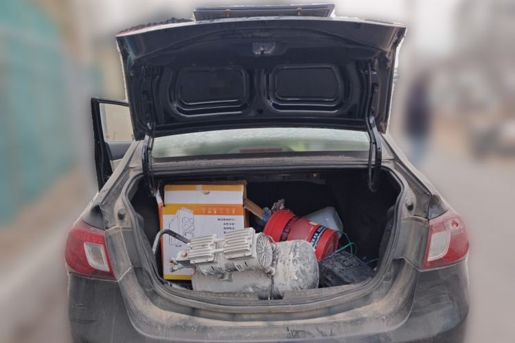 Used CHANGAN Alsvin V5 2012 1.5L Manual Dream Edition Trunk