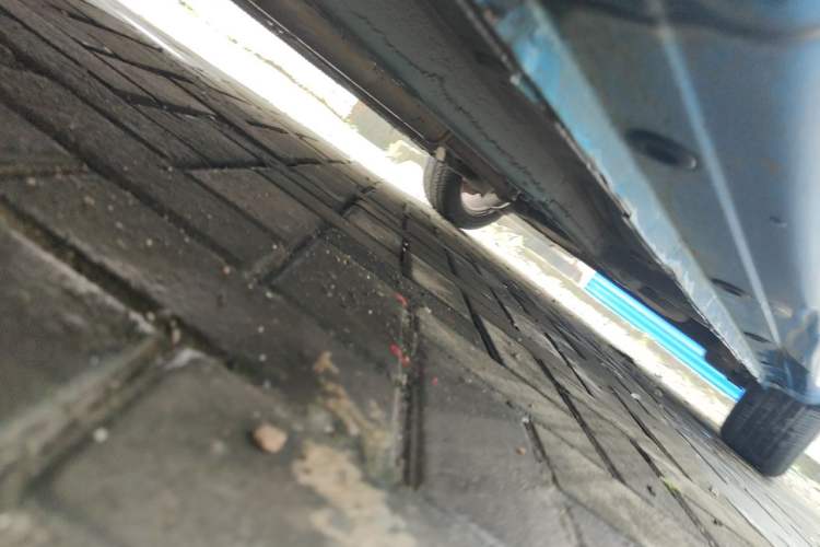 Used CHANGAN Alsvin V5 2012 1.5L Manual Sport Version China IV Standard Chassis Front Left