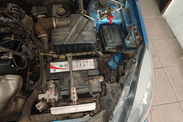 Used CHANGAN Alsvin V5 2012 1.5L Manual Sport Version China IV Standard Engine Bay Left