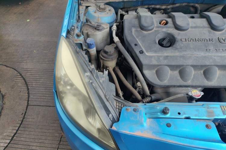 Used CHANGAN Alsvin V5 2012 1.5L Manual Dream Edition Engine Bay Right