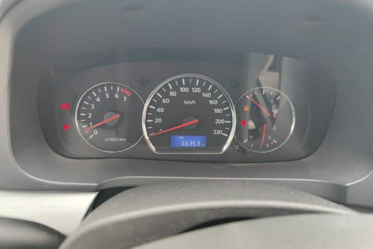 Used CHANGAN Alsvin V5 2012 1.5L Manual Sport Version China IV Standard Instrument Cluster