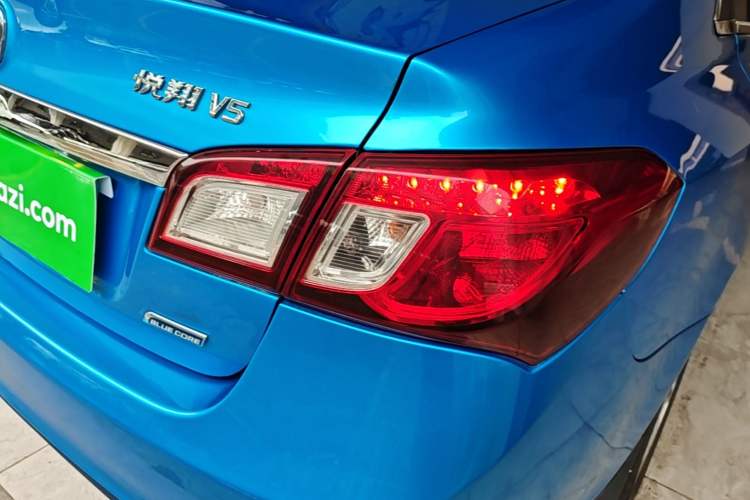Used CHANGAN Alsvin V5 2012 1.5L Manual Dream Edition Right Rear Taillight
