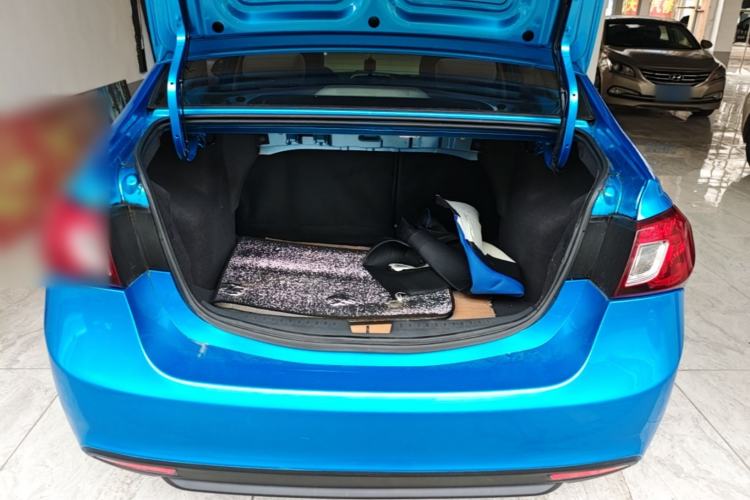 Used CHANGAN Alsvin V5 2012 1.5L Manual Dream Edition Trunk
