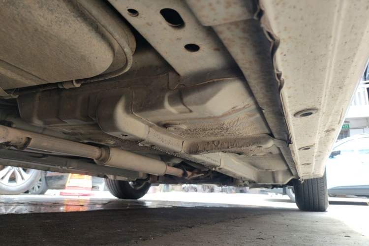 Used CHANGAN Alsvin V5 2012 1.5L Manual Dream Edition Chassis Rear Right